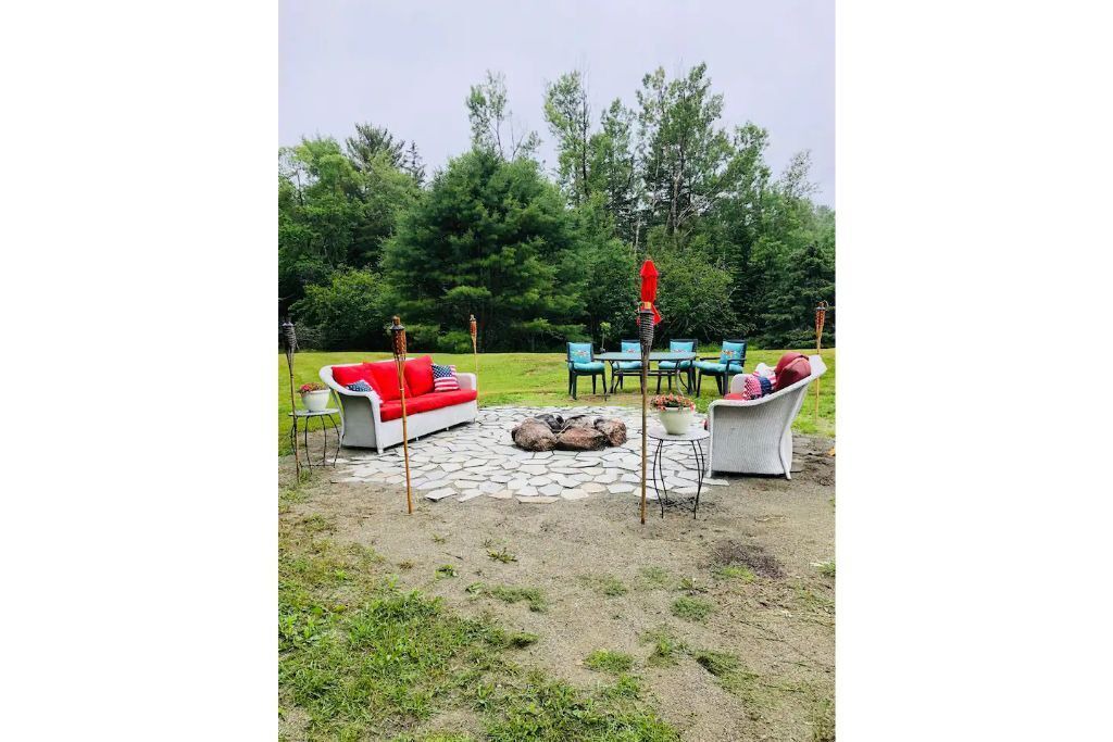Photo of Outdoor in Hancock