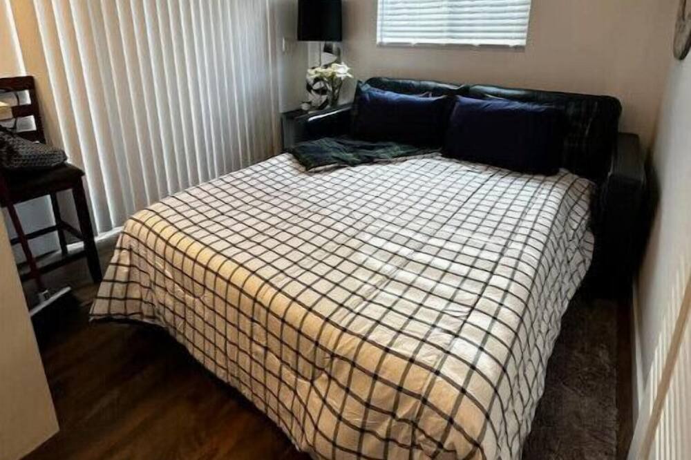 Photo of Bedroom in West Los Angeles