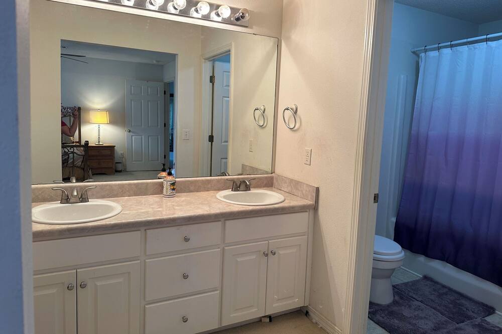 Photo of Bathroom in Bellview