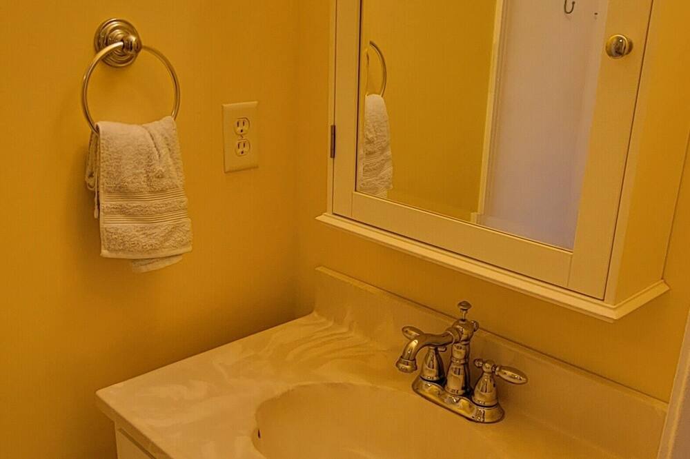 Photo of Bathroom in Holiday Beach