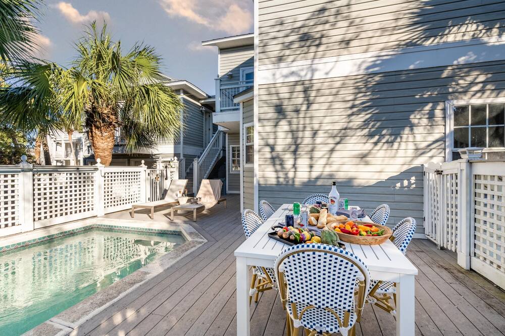 Photo of Outdoor in Crystal Shores