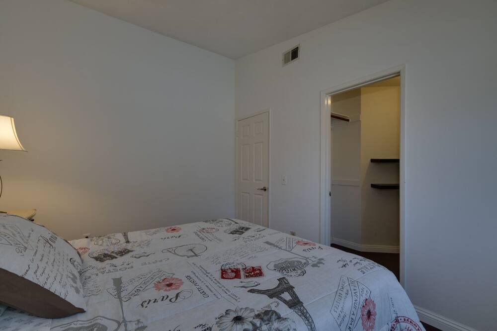 Photo of Bedroom in Chino Hills