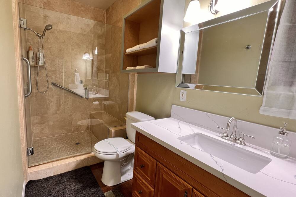 Photo of Bathroom in Kit Carson