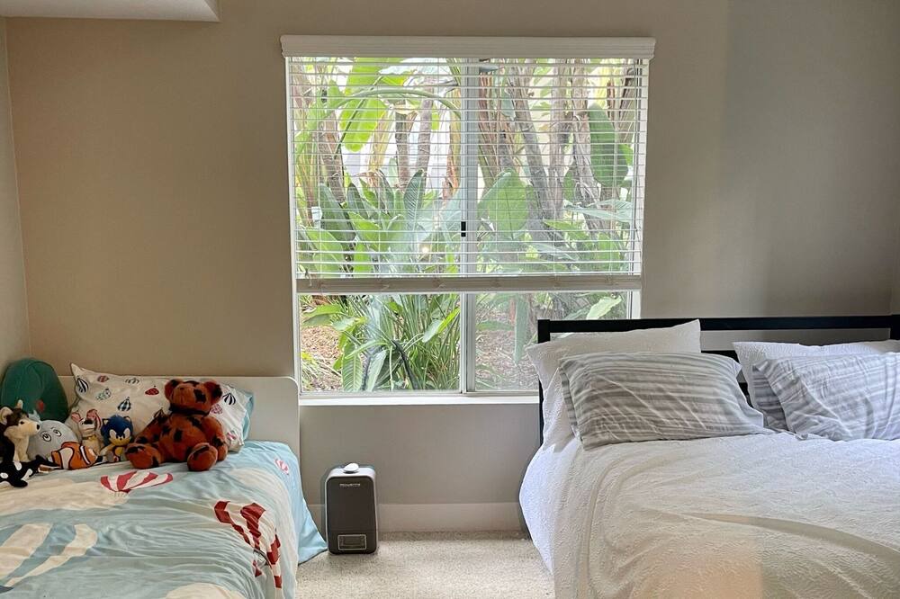 Photo of Bedroom in Pasadena