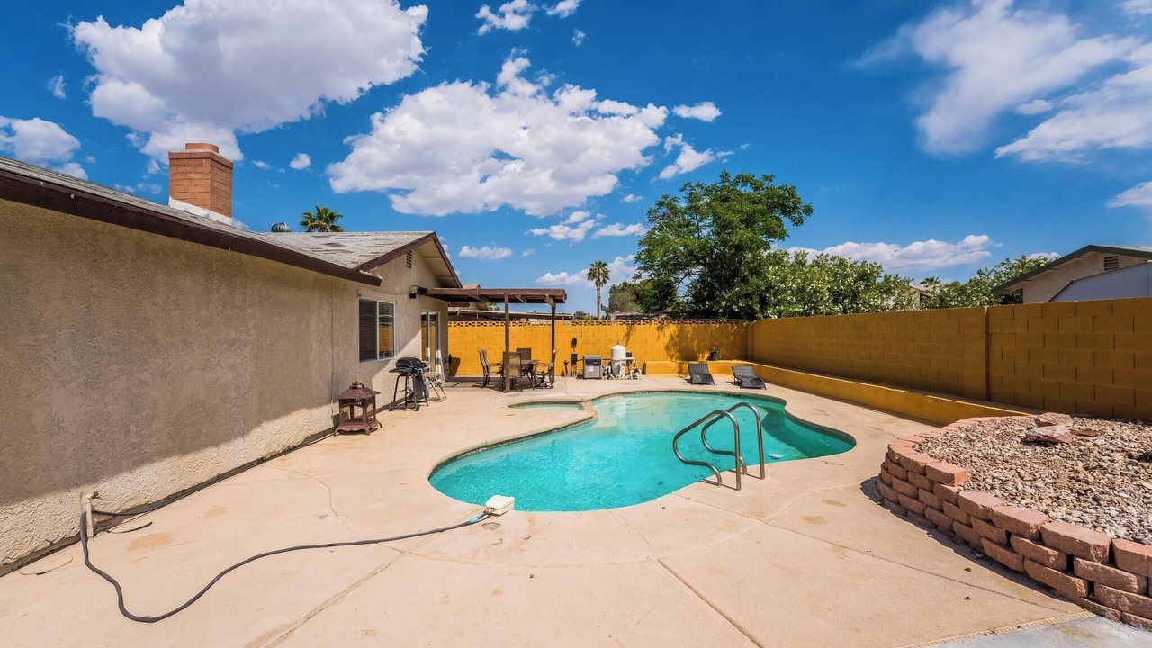 Photo of Outdoor in Spring Valley