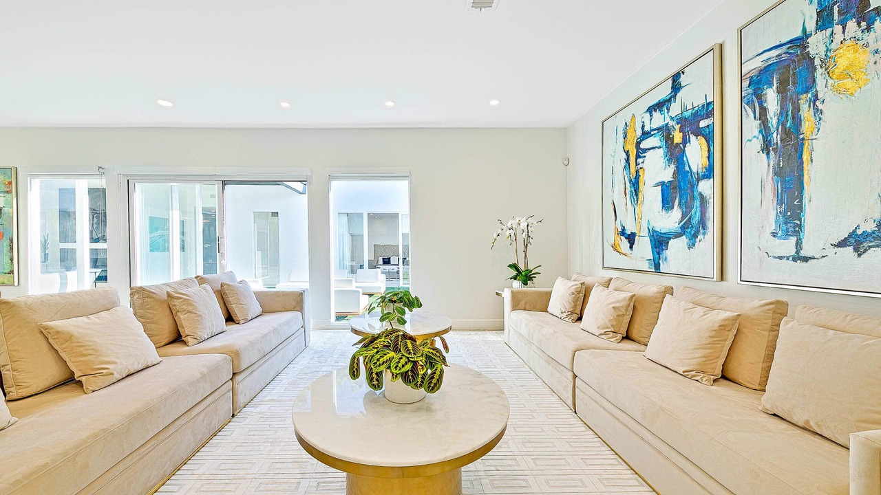 Photo of Livingroom in The Flats