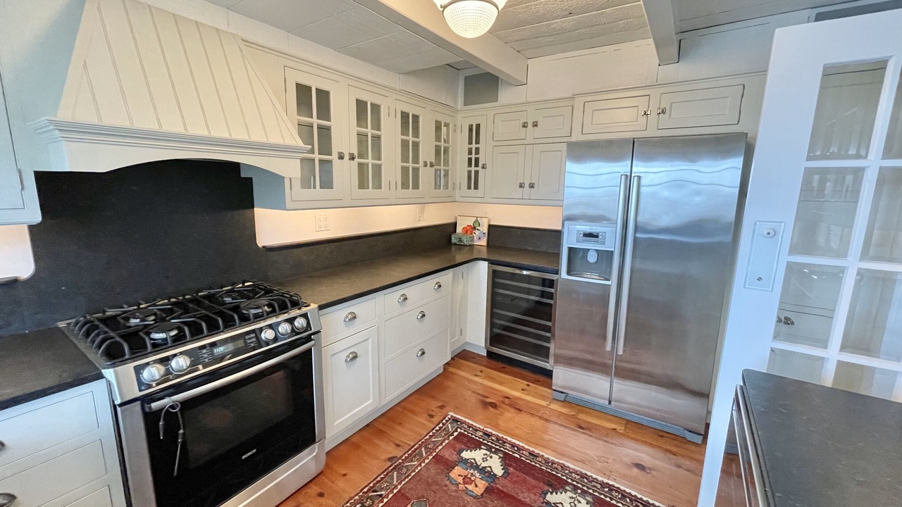 Photo of Kitchen in Manset