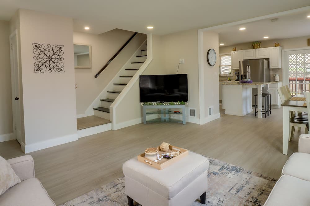 Photo of Livingroom in Allentown