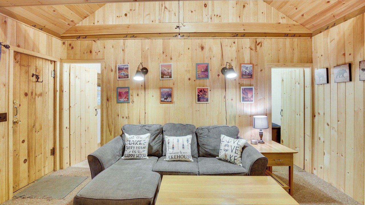 Photo of Livingroom in Mount Vernon
