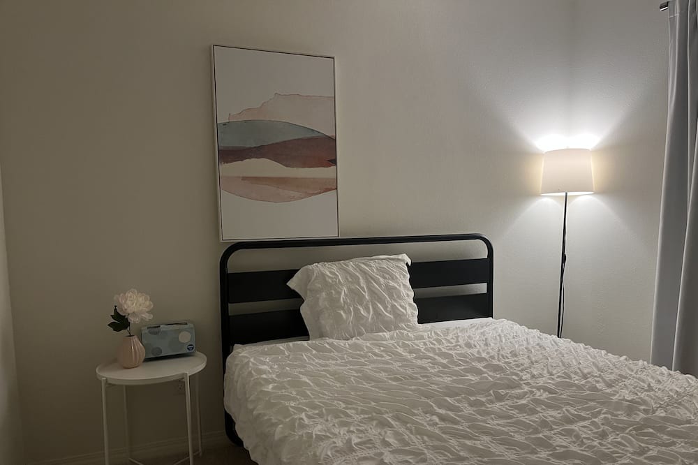 Photo of Bedroom in Jurupa Valley