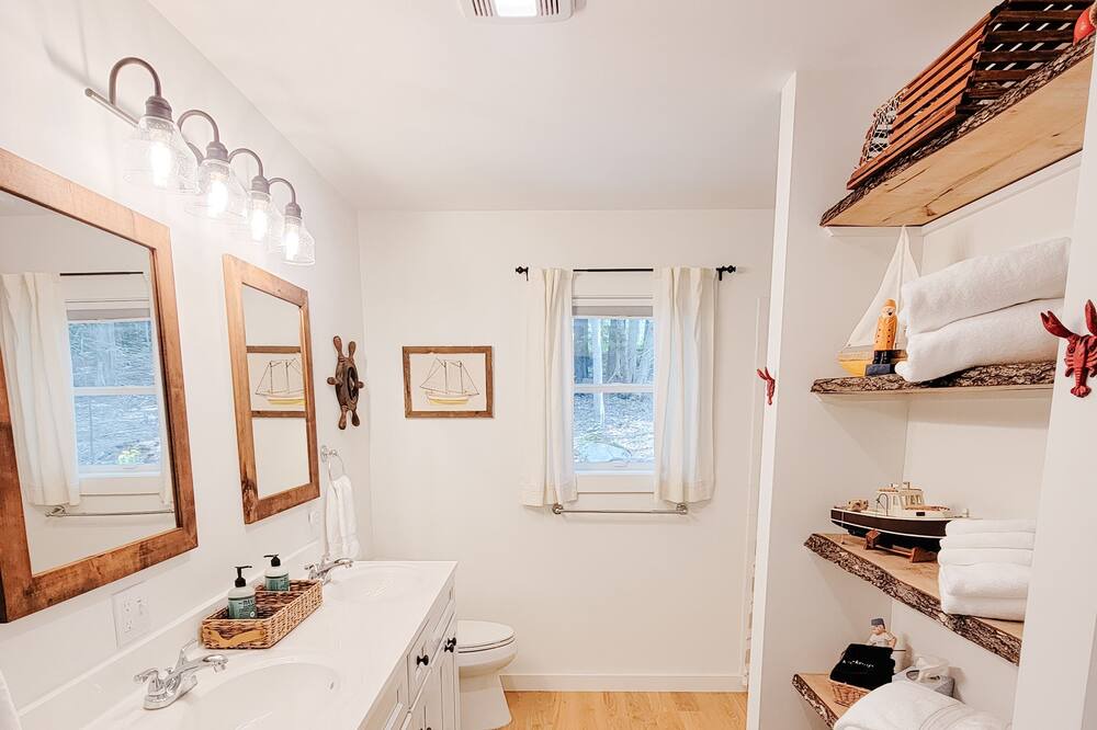 Photo of Bathroom in Southwest Harbor