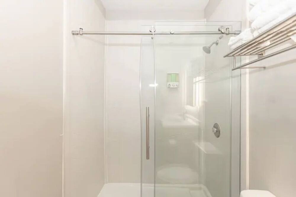 Photo of Bathroom in Old Town