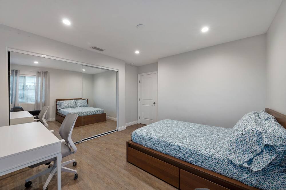 Photo of Bedroom in Downtown Los Angeles