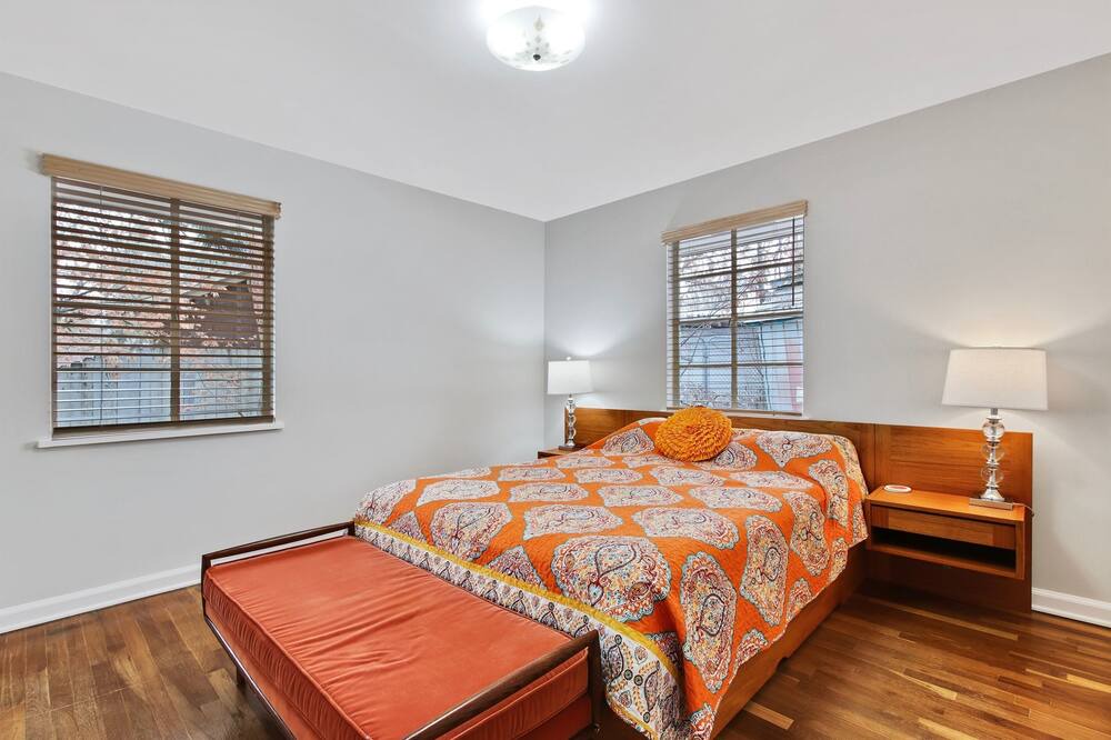 Photo of Bedroom in Franklin - Randolph