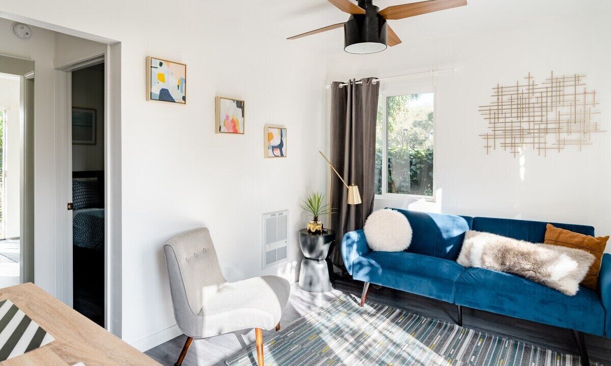 Photo of Livingroom in Ladera Heights