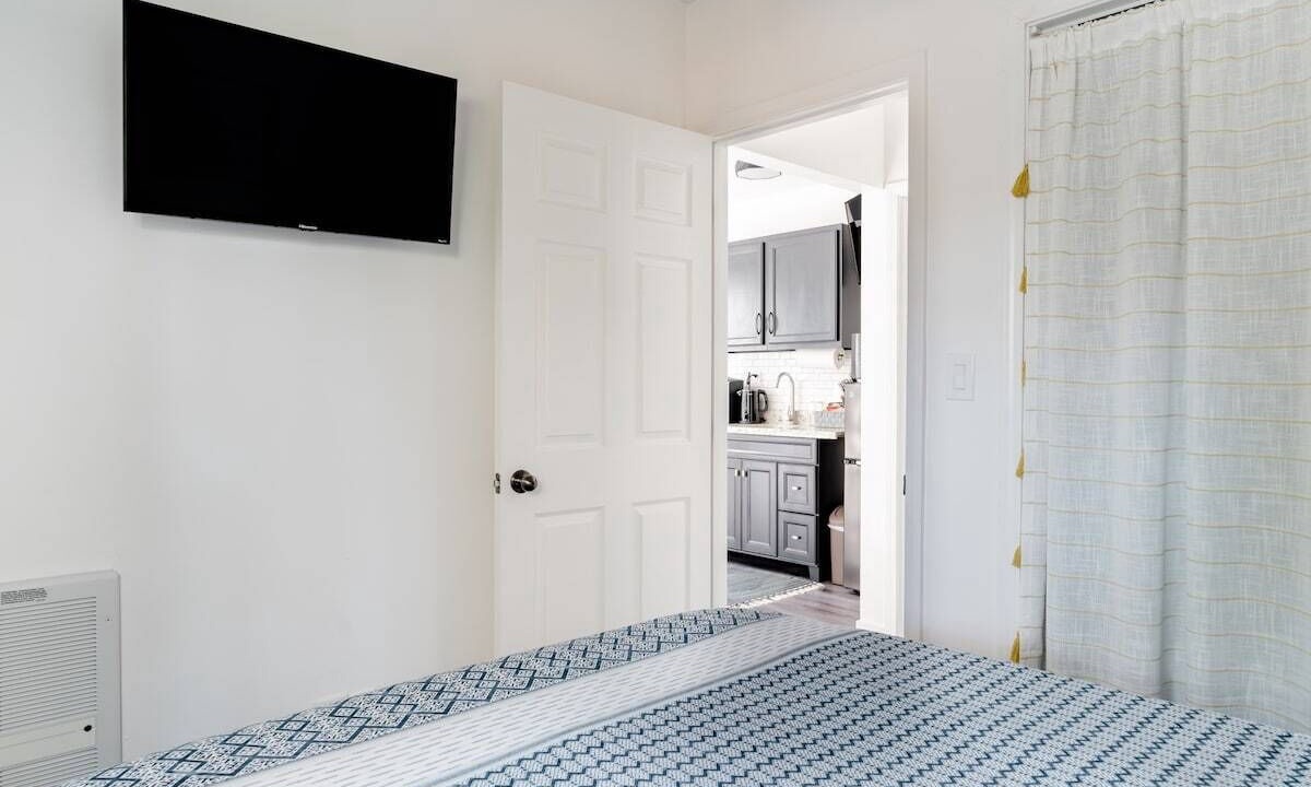 Photo of Bedroom in Ladera Heights