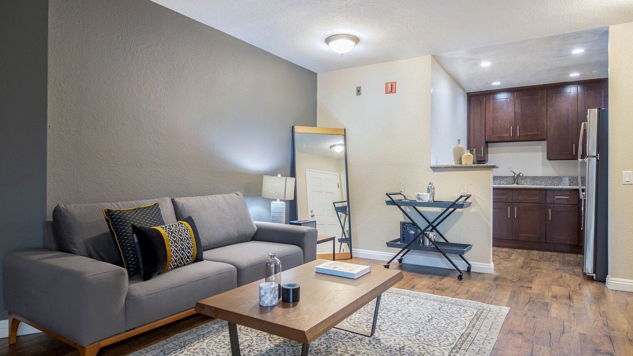 Photo of Livingroom in West Los Angeles