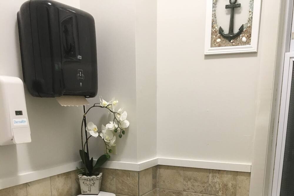 Photo of Bathroom in Madison