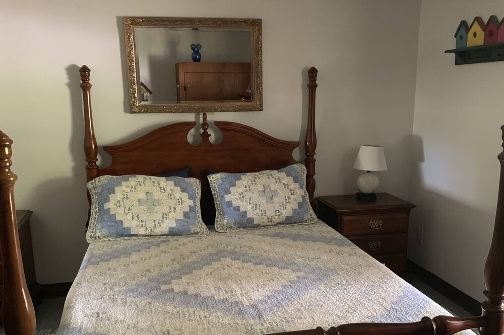 Photo of Bedroom in Madison