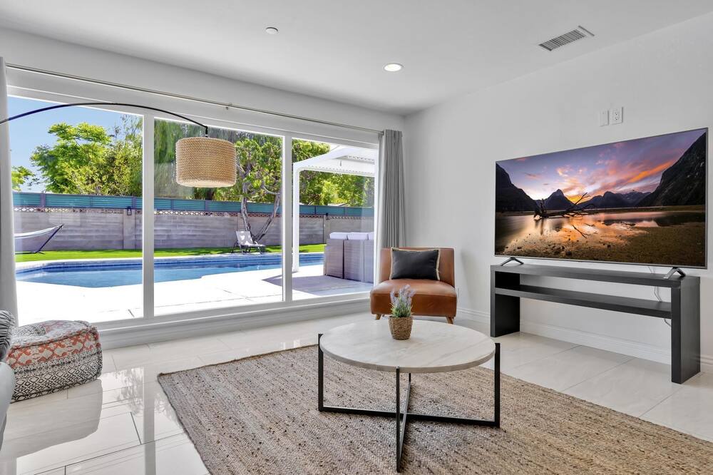Photo of Livingroom in Southwest Anaheim
