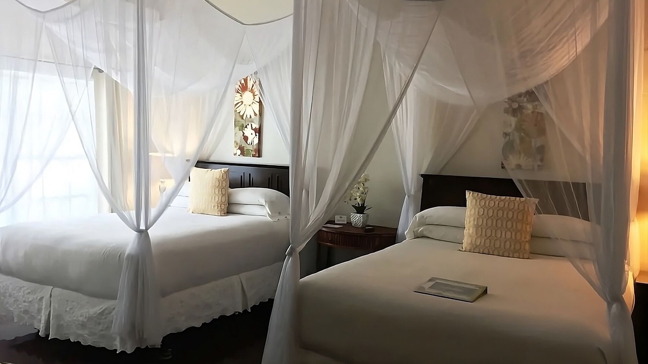 Photo of Bedroom in Uptown - Upper Duval