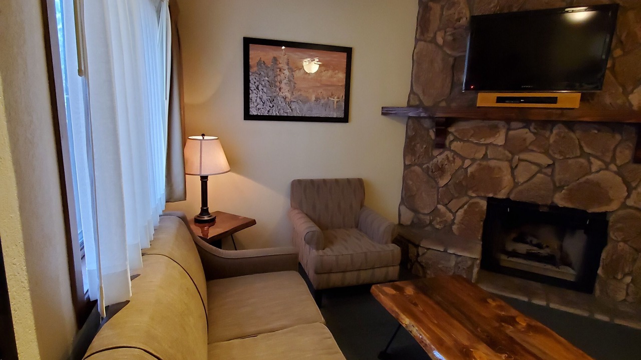 Photo of Livingroom in Big Bear Lake