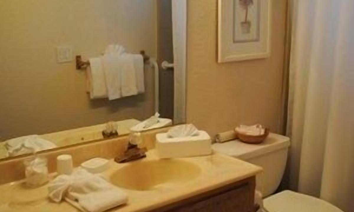 Photo of Bathroom in Big Bear Lake