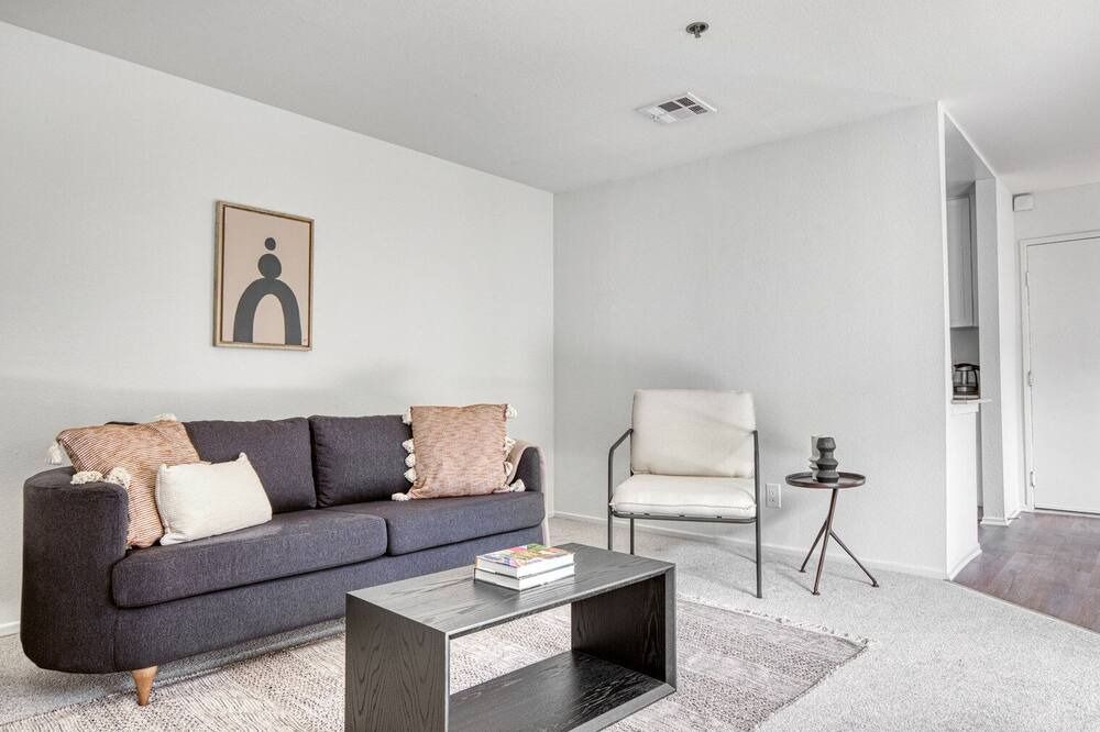 Photo of Livingroom in Los Feliz