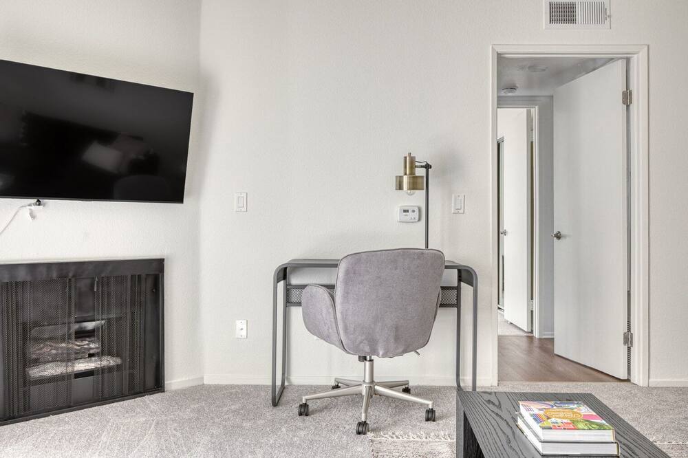 Photo of Livingroom in Los Feliz
