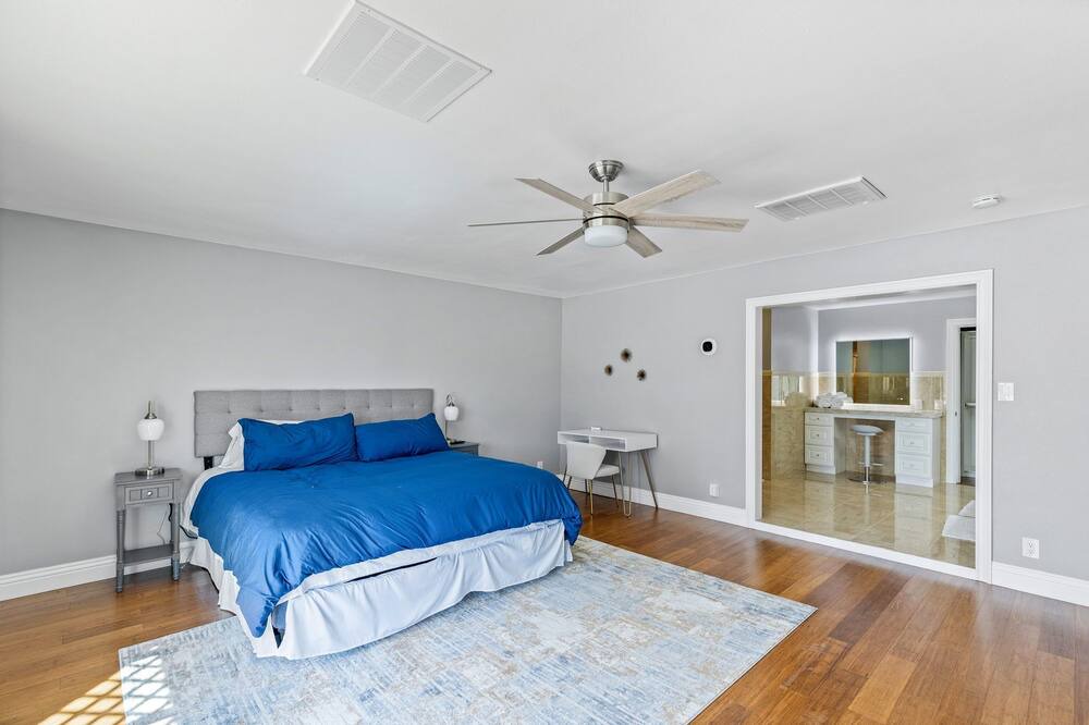 Photo of Bedroom in Rancho Oakey