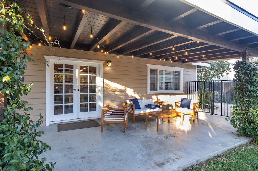 Photo of Patio Balcony in Sherman Oaks