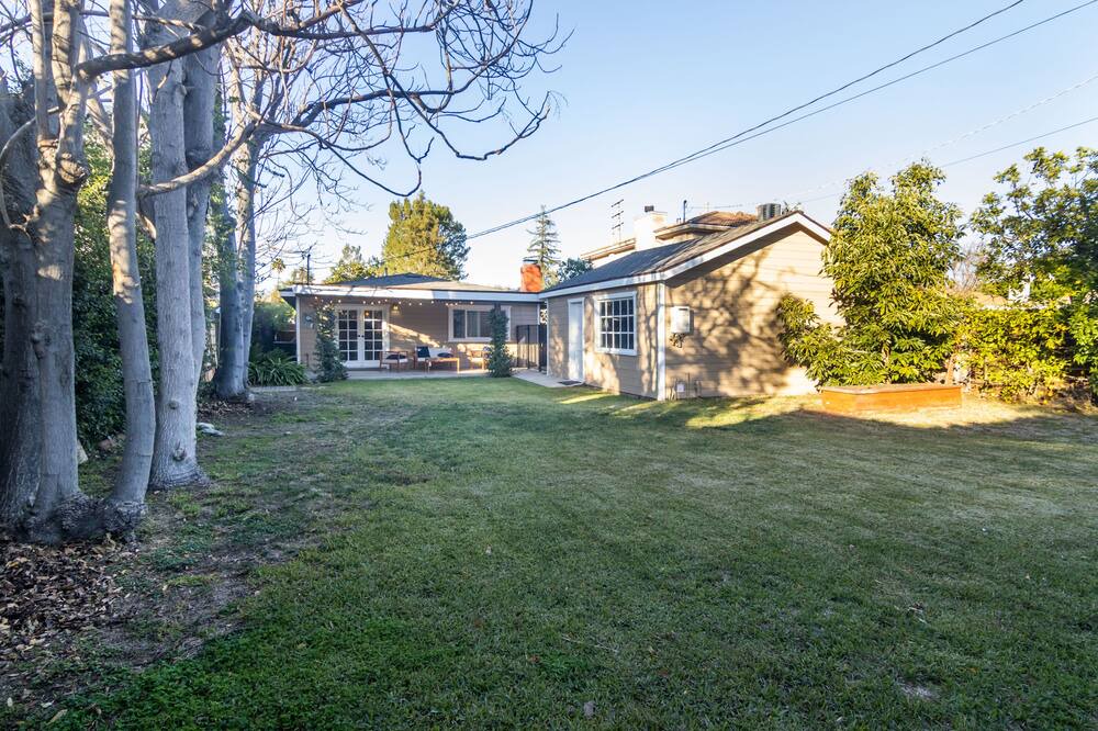 Photo of Outdoor in Sherman Oaks