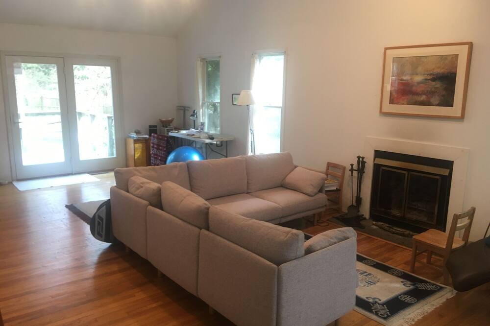 Photo of Livingroom in Clearwater Beach