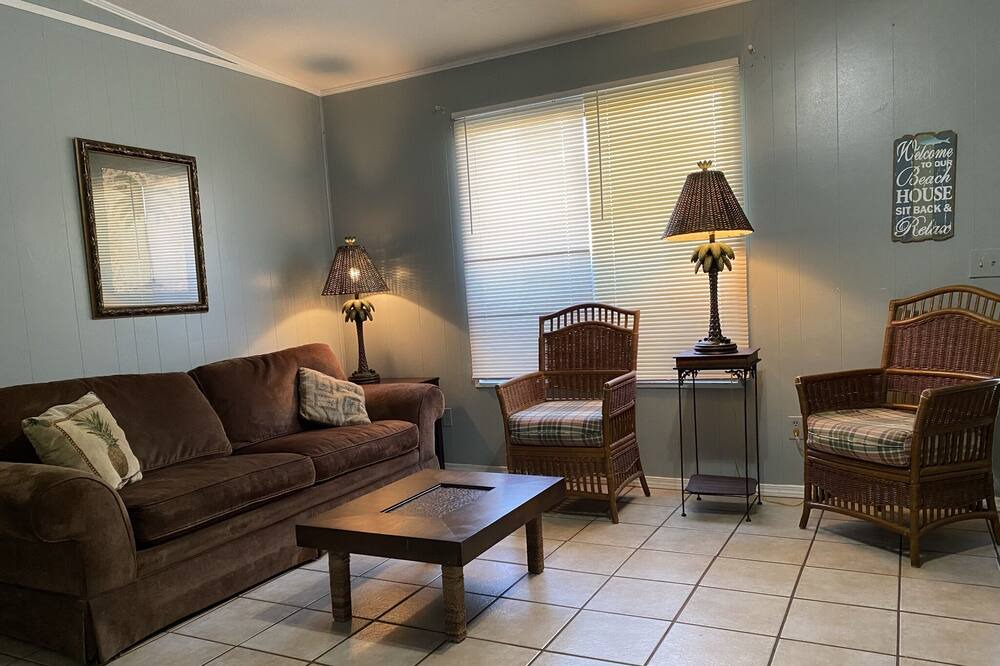 Photo of Bedroom in Biltmore Beach