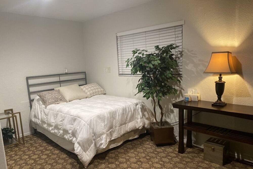 Photo of Bedroom in Westminster
