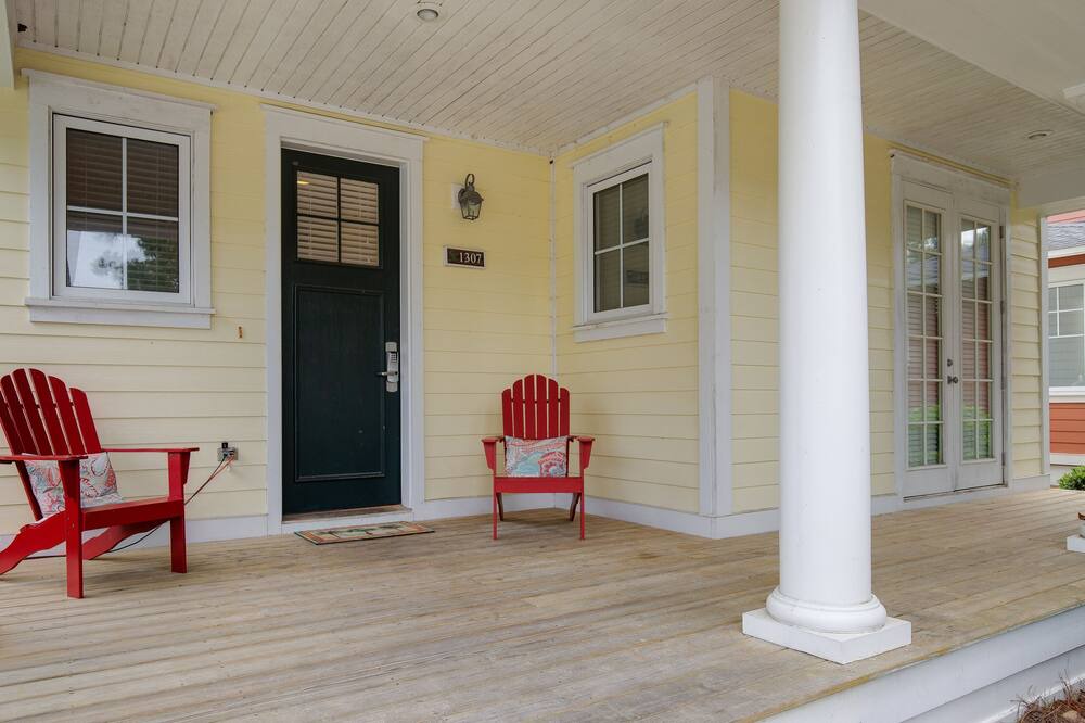 Photo of Patio Balcony in Laurel Grove