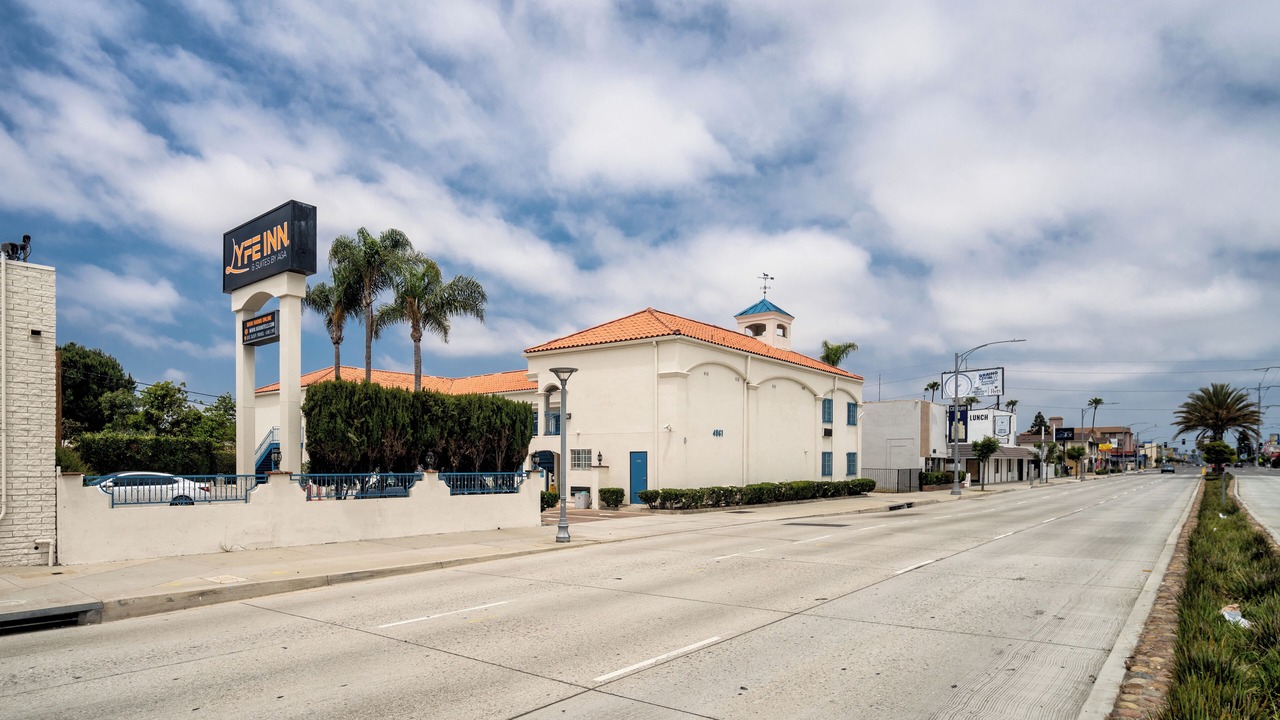 Photo of Outdoor in Inglewood