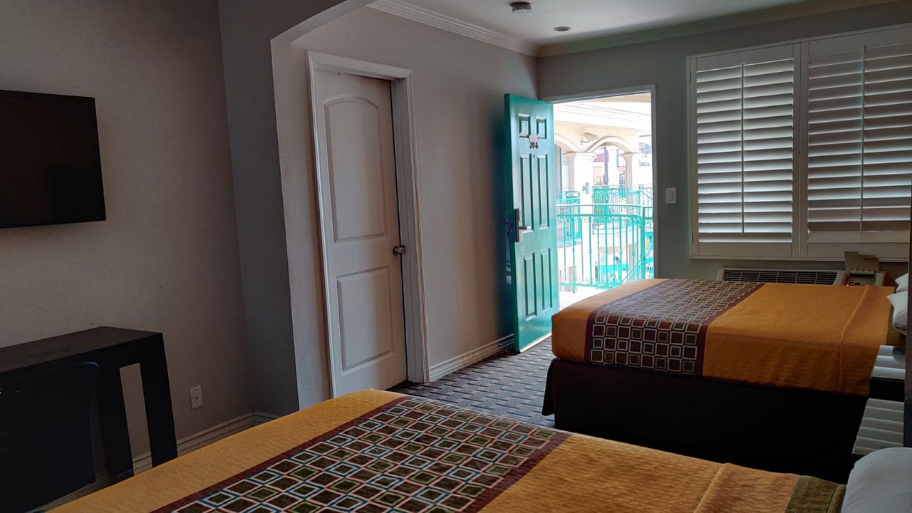 Photo of Bedroom in Inglewood