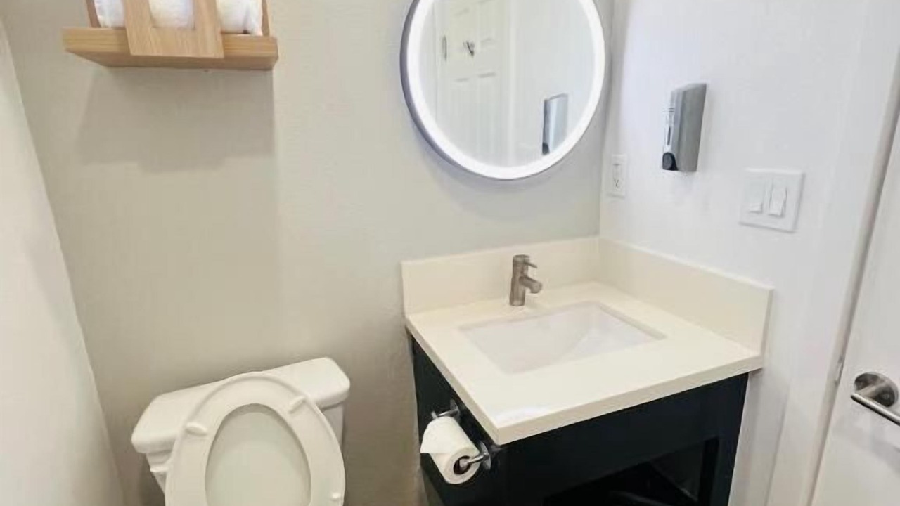 Photo of Bathroom in Silver Lake