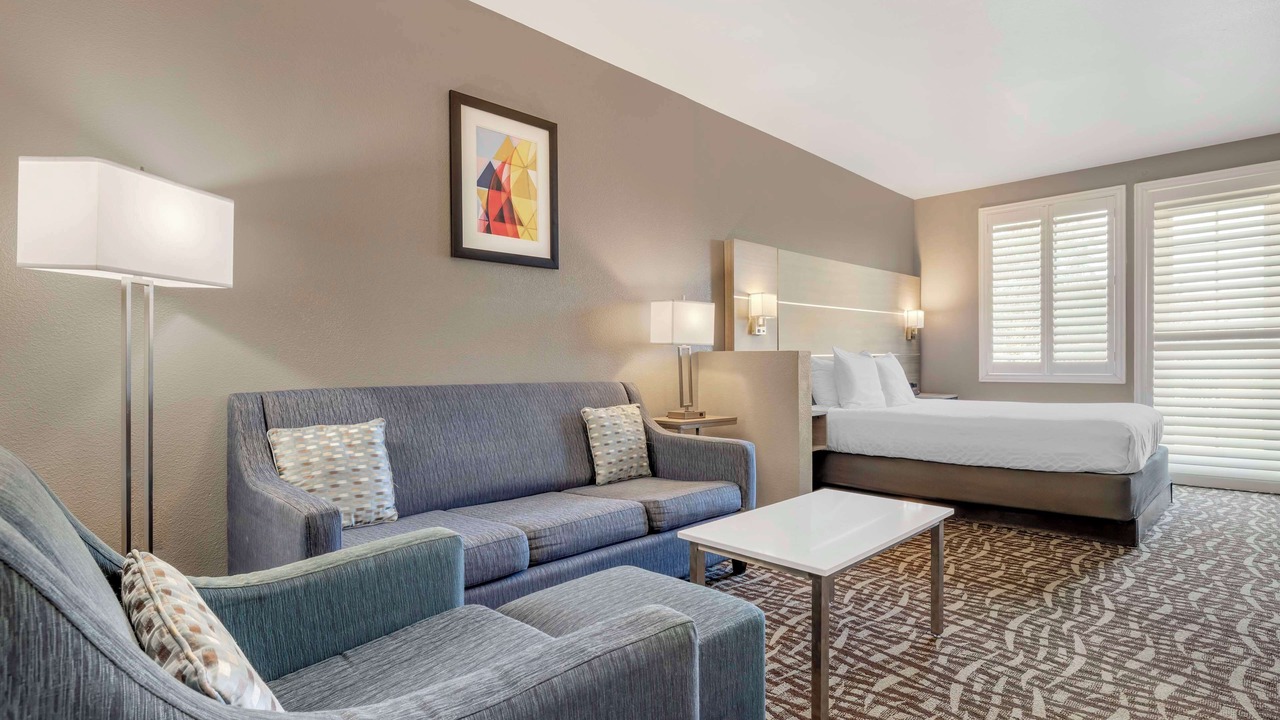 Photo of Bedroom in Lake Elsinore