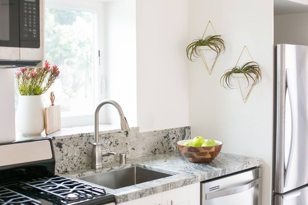 Photo of Kitchen in Beach Barber Tract