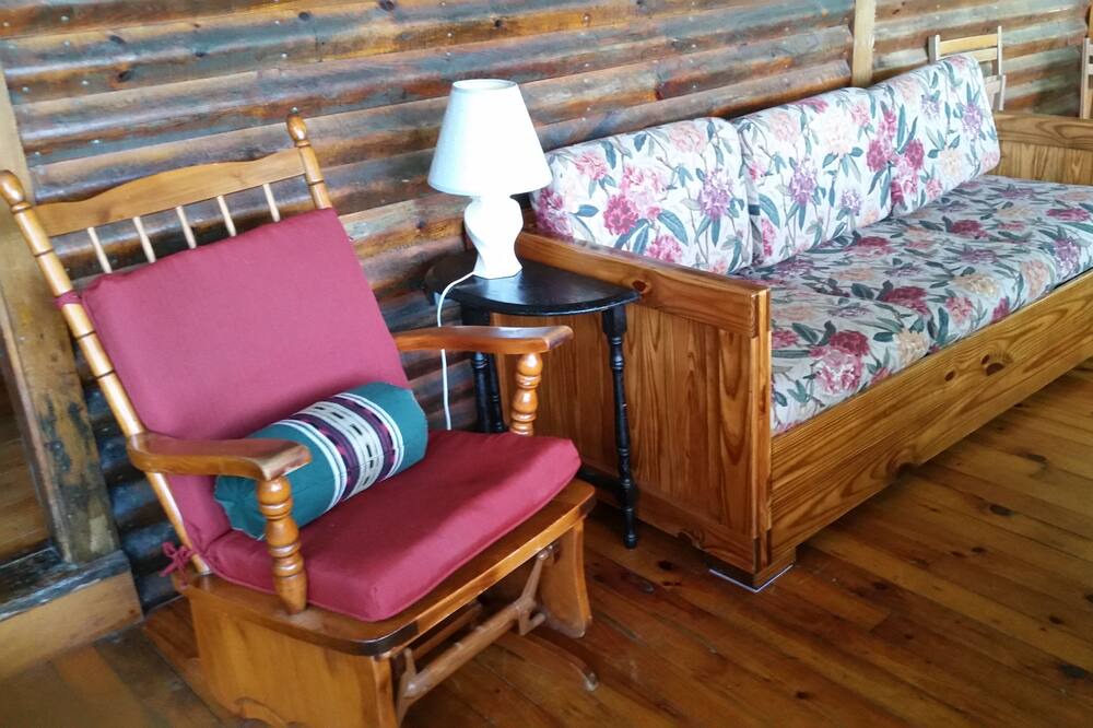 Photo of Livingroom in Mount Vernon