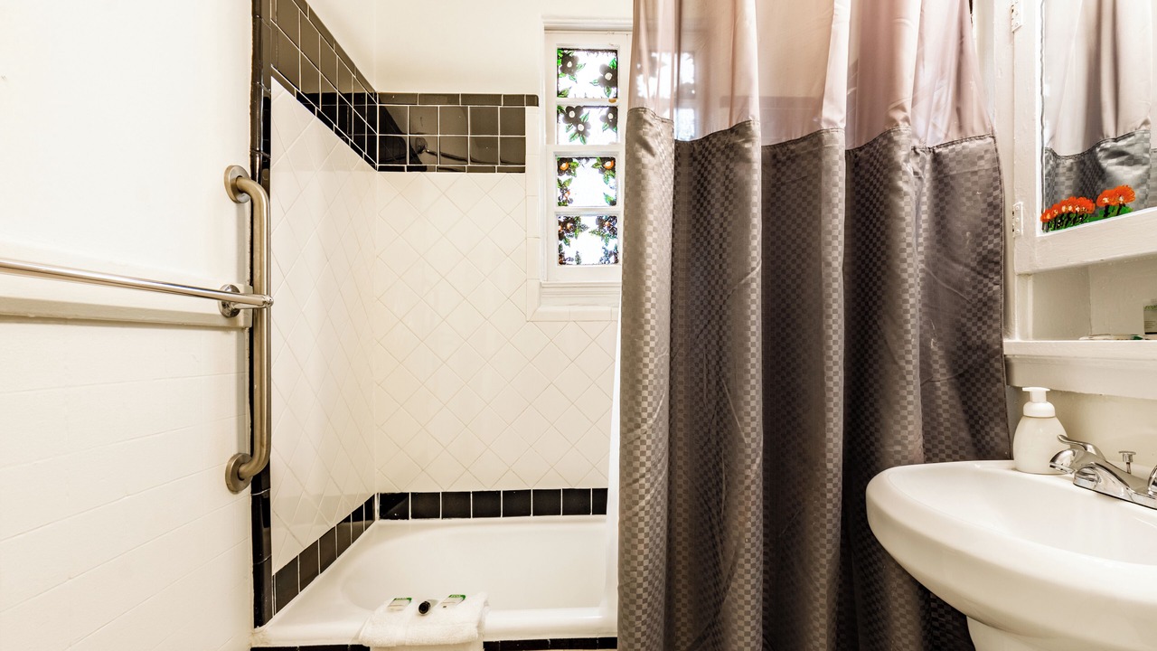 Photo of Bathroom in Willmore