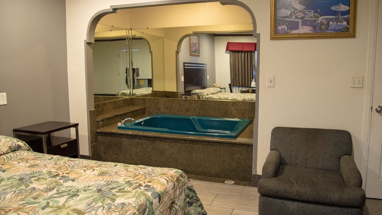 Photo of Bedroom in Mid City