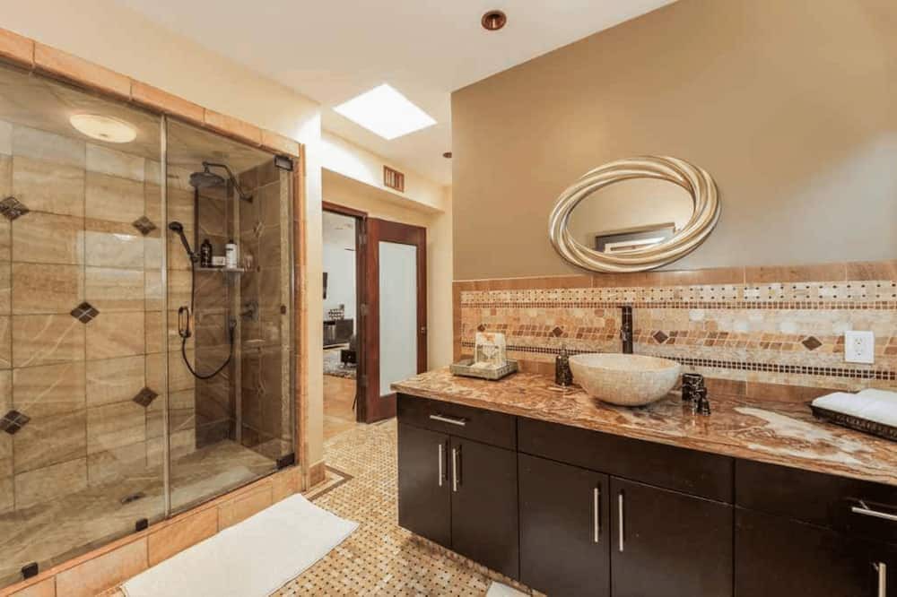 Photo of Bathroom in The Flats