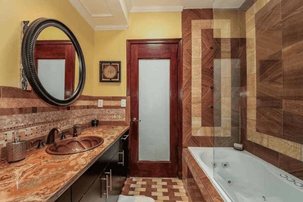 Photo of Bathroom in The Flats