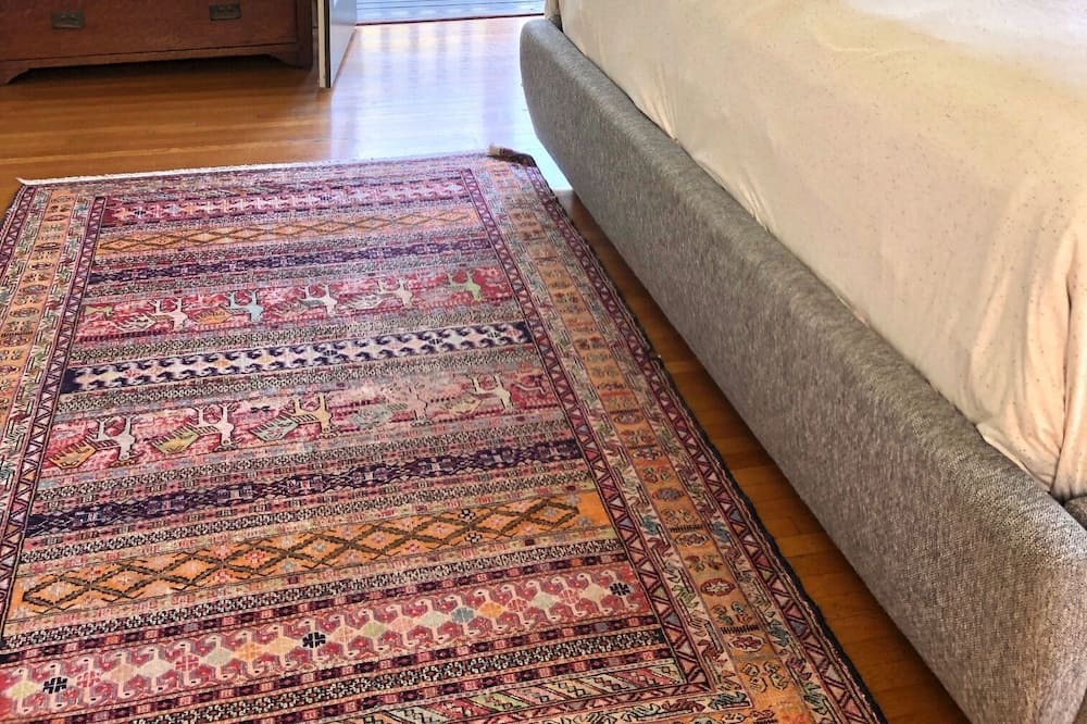 Photo of Bedroom in Elysian Heights