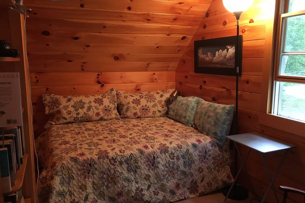 Photo of Bedroom in Liberty