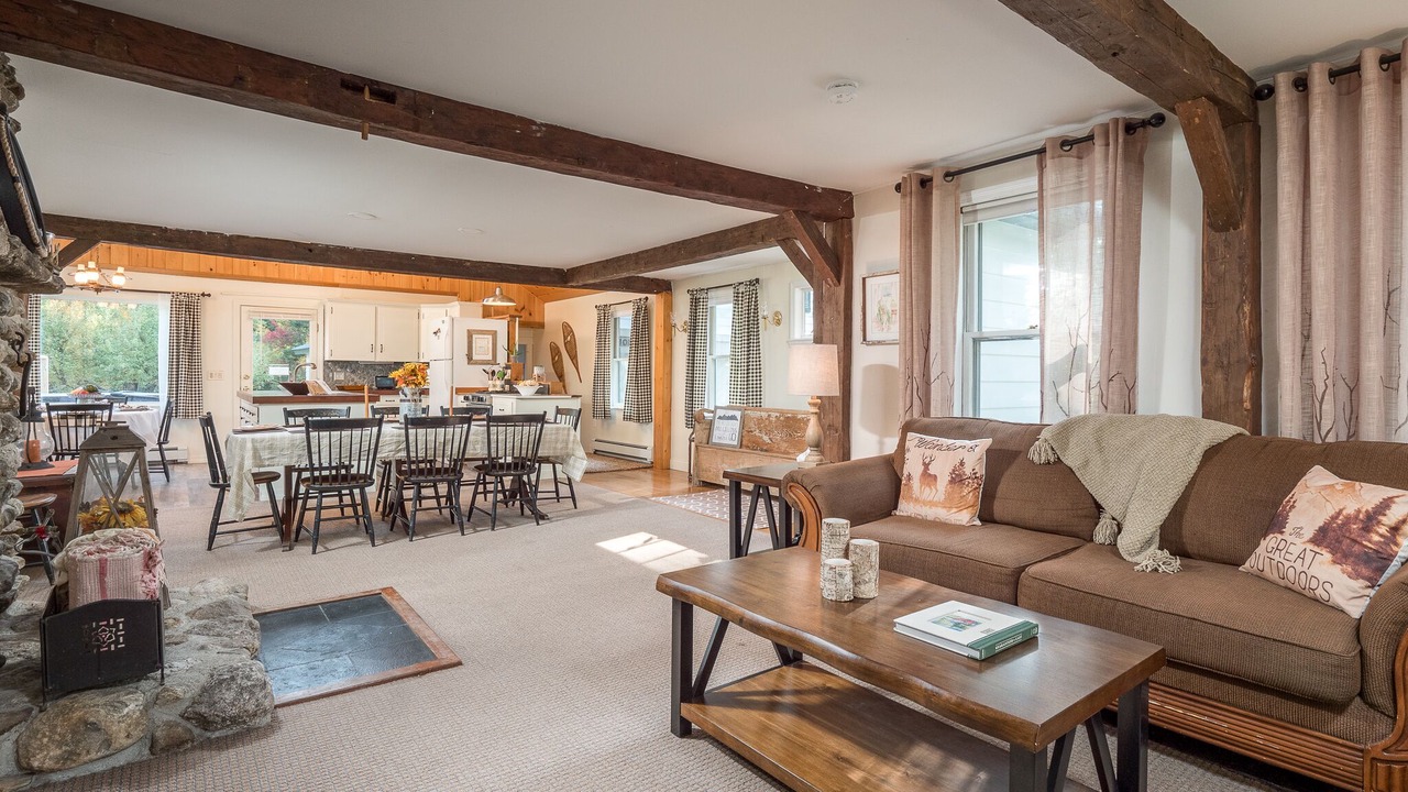 Photo of Livingroom in Sunday River Area