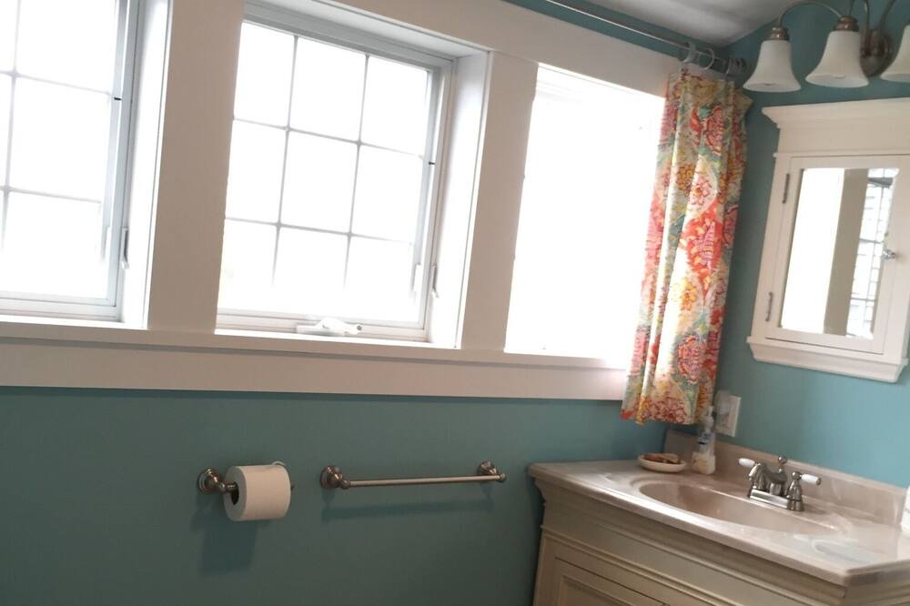 Photo of Bathroom in Owls Head